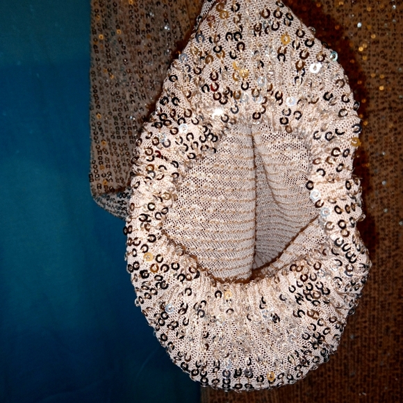 Gold sequin cocktail dress. Plus Size (1x) Brand (Forever 21) - Picture 5 of 6